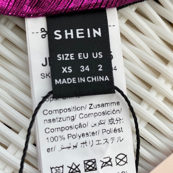 Magenta Metallic Halter Top NWT Size XS - Picture 12 of 13